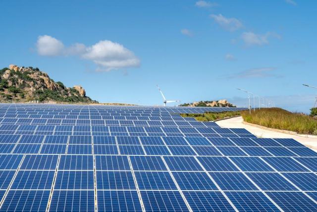 Combien de panneaux solaires pour une pompe immergée ?